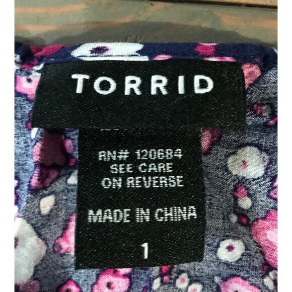 Torrid dressy pink floral flowy tank top women's plus size 1  14/16 1x - Picture 4 of 6